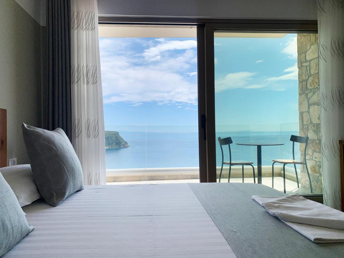 8 * Himare